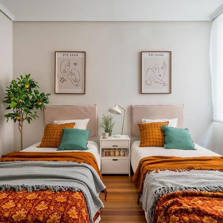 New Zubizuri By Staynnapartments Bilbao Bagian luar foto